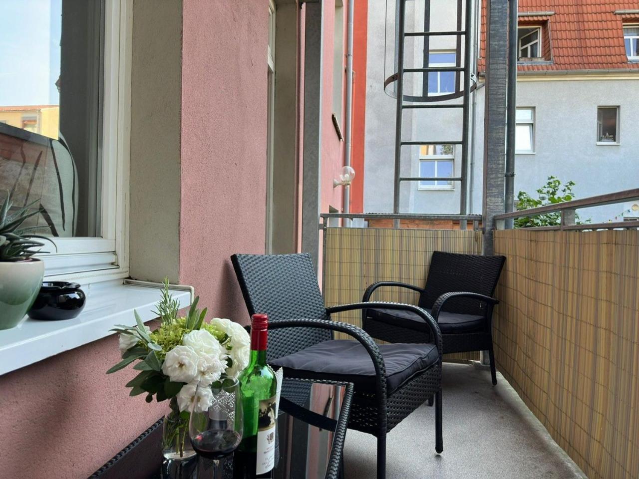 Appartement "Stadtgefluester" Im Zentrum, Inkl Stellplatz, 2 Betten, Babybett, Balkon, Gratis Kaffee Und Tee, Wlan Bautzen Exterior photo