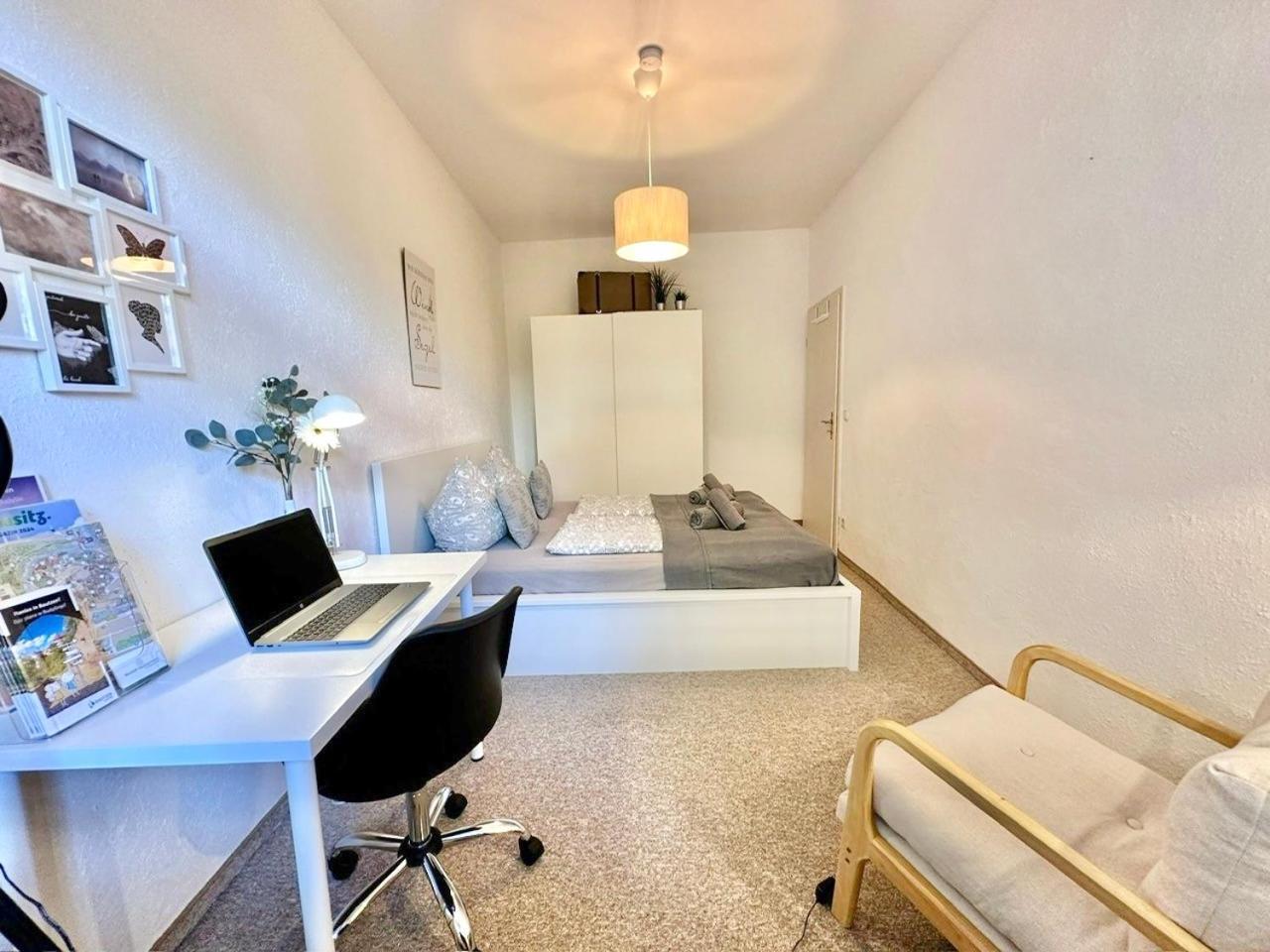 Appartement "Stadtgefluester" Im Zentrum, Inkl Stellplatz, 2 Betten, Babybett, Balkon, Gratis Kaffee Und Tee, Wlan Bautzen Exterior photo