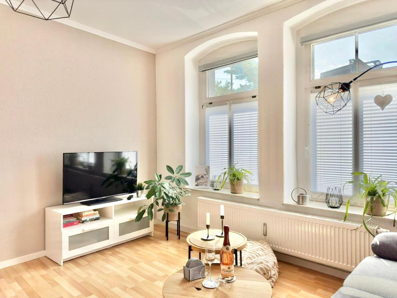 Appartement "Stadtgefluester" Im Zentrum, Inkl Stellplatz, 2 Betten, Babybett, Balkon, Gratis Kaffee Und Tee, Wlan Bautzen Exterior photo